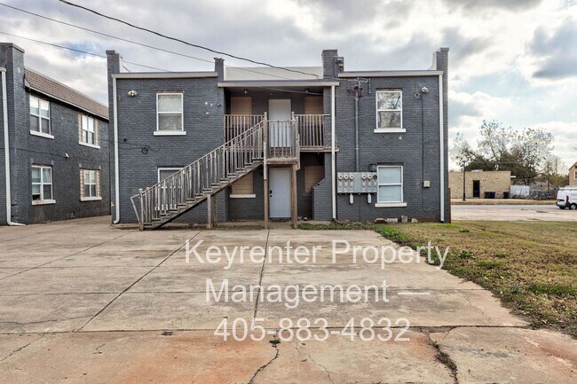 Building Photo - ACCEPTS HOUSING VOUCHERS - Bright & Stylish 2-Bedroom Close to the Plaza District