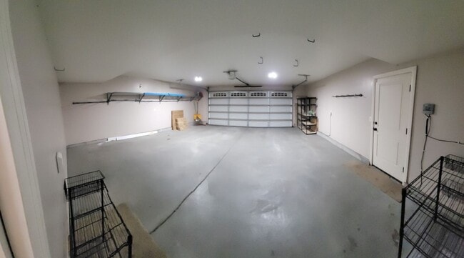 Building Photo - Spacious 4-Bedroom Home in Highly Sought-After Summerfield Community!