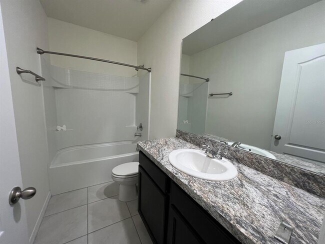 Building Photo - 1370 Yellow Finch Dr