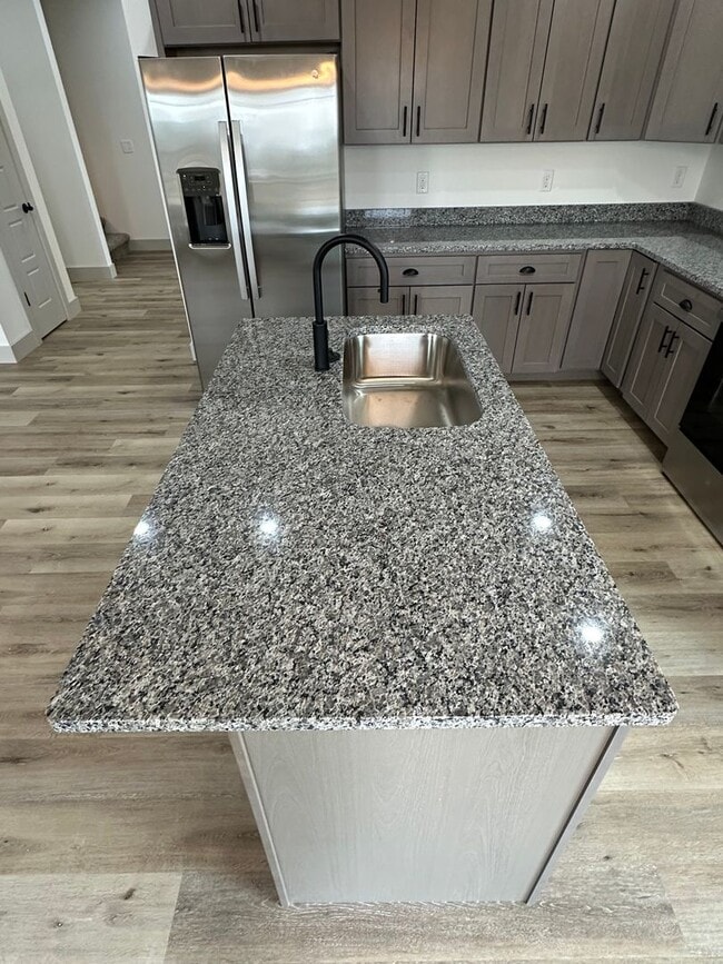 Building Photo - BRAND NEW 4 BED 3 BATH in WAYNESVILLE