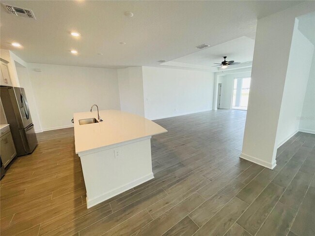 Building Photo - 6020 Shavasana Rd