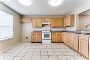 Building Photo - 611 W Walton Way