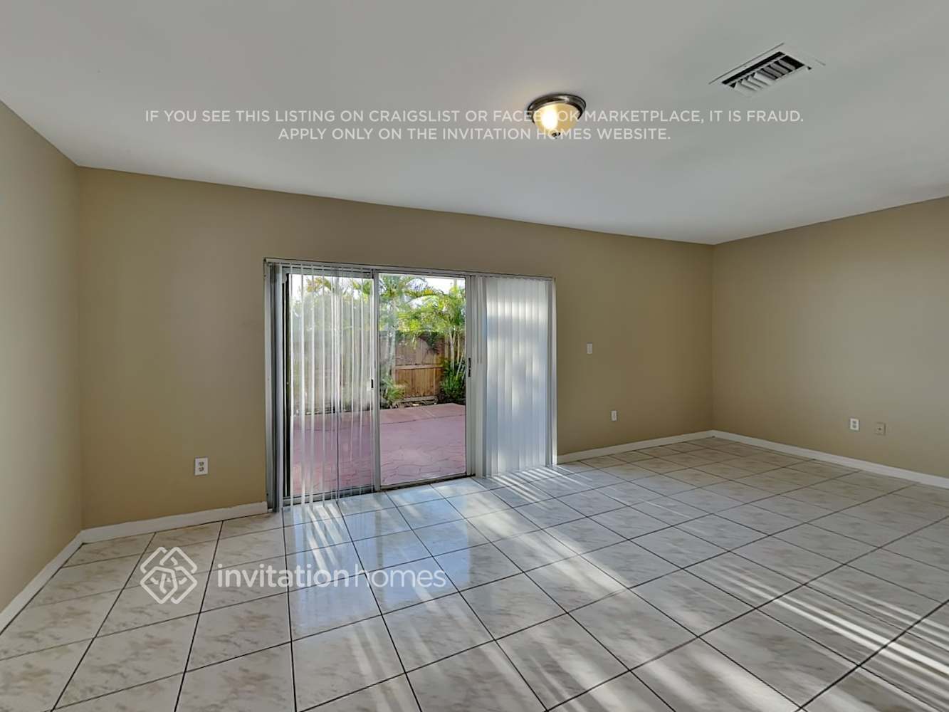 Building Photo - 4856 NW 116th Ct