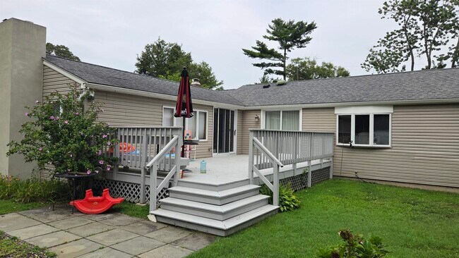 Building Photo - 308 Steven Dr