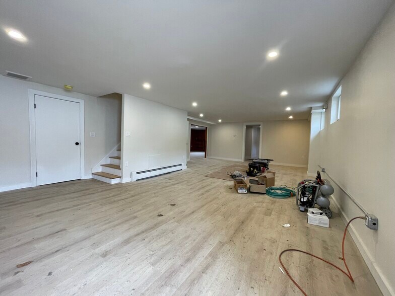 Building Photo - 46 Woodcliff Rd