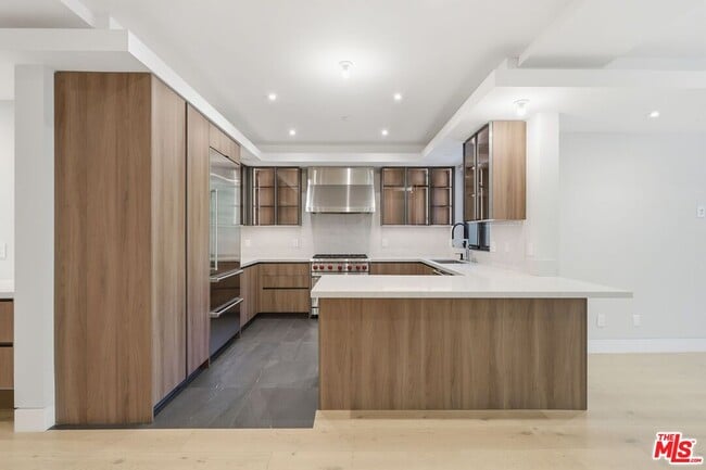 Building Photo - 11769 Bellagio Rd