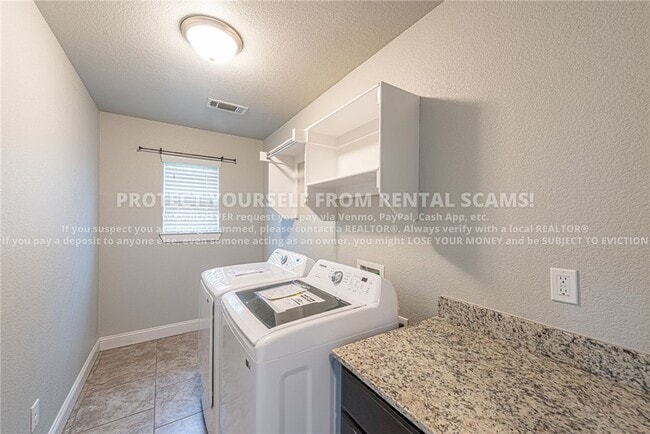 Building Photo - 3702 S W Capstone Ave