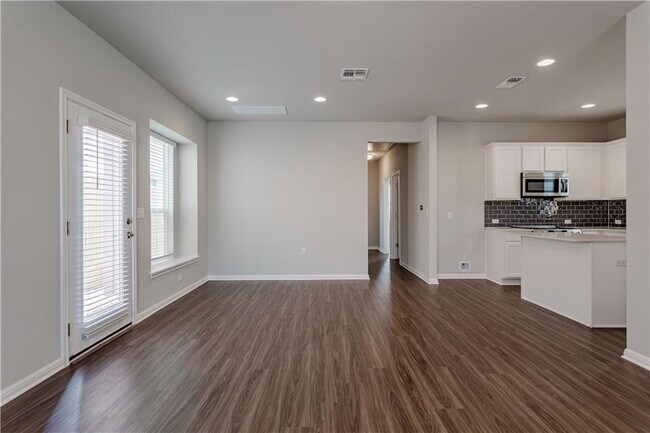 Building Photo - 9603 Grapevine Leaf Dr