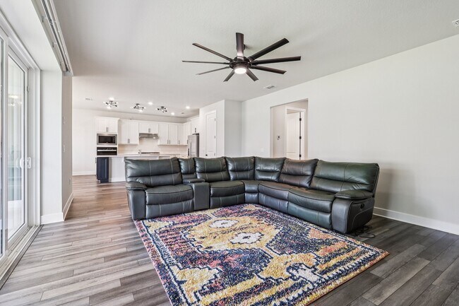Building Photo - 4103 Meandering Bay Dr