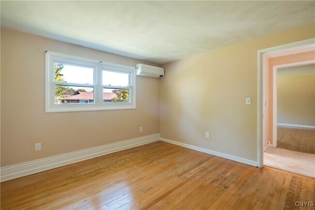 Building Photo - 8810 Seneca Ave