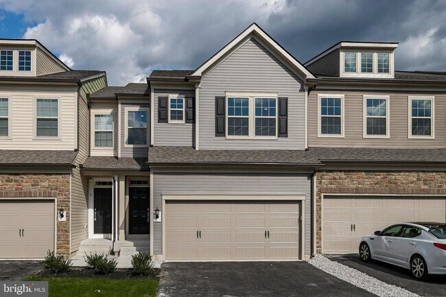 Building Photo - 9 Nicklaus Dr