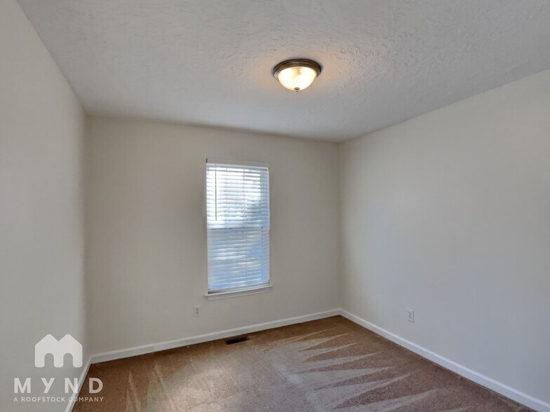 Building Photo - 251 Cedars Glen Cir