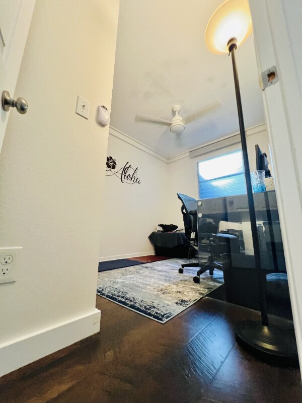 Building Photo - 1685 Mahani Loop