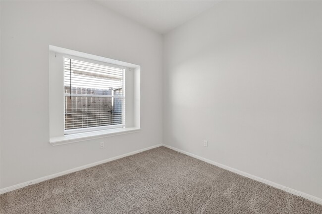 Building Photo - 3126 Lakefield Way