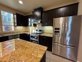 Building Photo - 2725 Pismo Ter