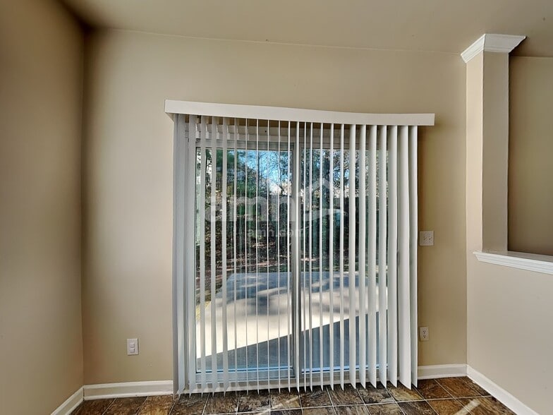 Building Photo - 2673 Blowing Wind Cir