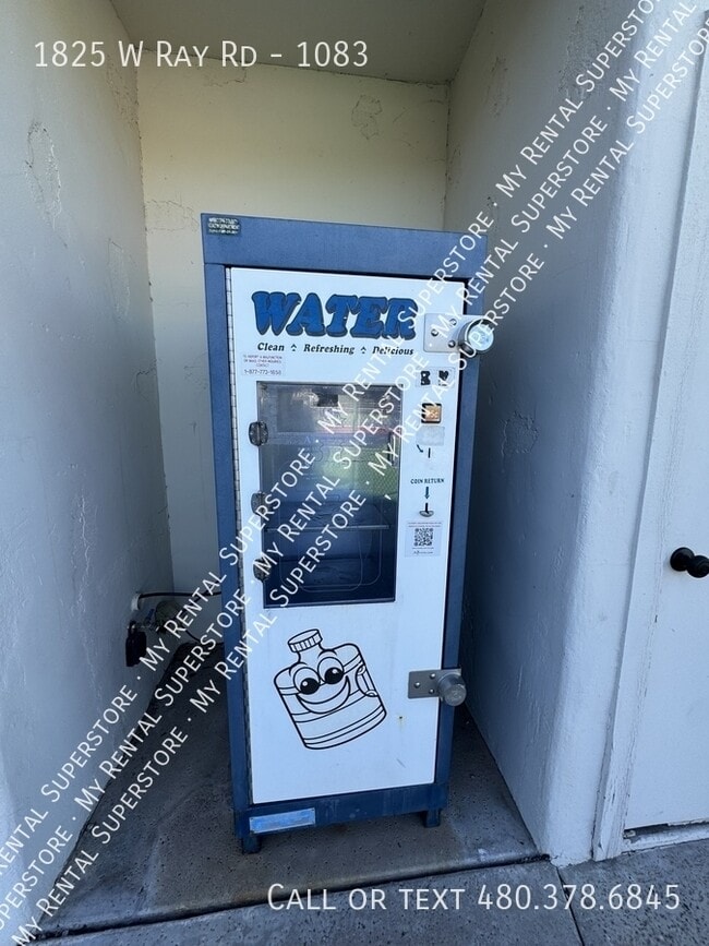 Building Photo - 1825 W Ray Rd