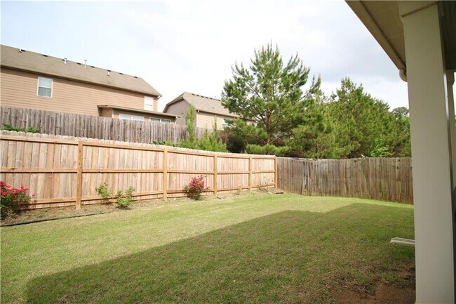 Building Photo - 1143 Park Hollow Ln NE