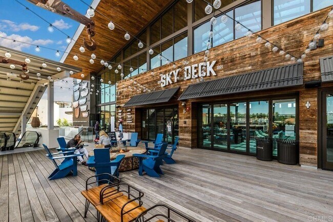 Building Photo - 3857 Pell Plz