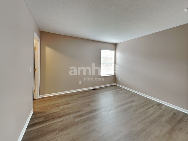 Building Photo - 5841 Privilege Dr