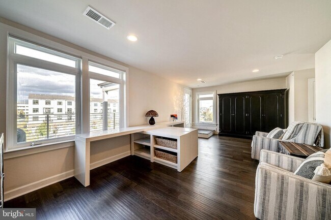 Building Photo - 1312 White Feldspar Terrace SE