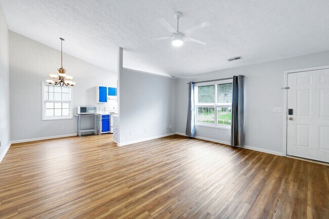 Building Photo - Charming 3BR House in Wilmington