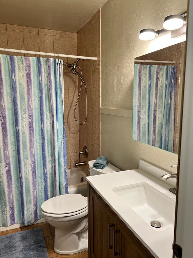 Building Photo - Kihei Bay Surf Condo