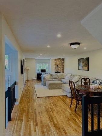 Building Photo - 107 Arrowhead Cir
