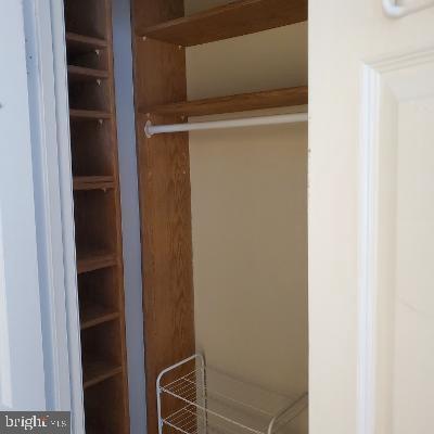 Building Photo - 1232 N Vernon St