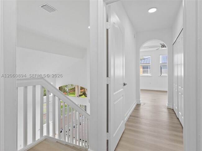 Building Photo - 5502 NW 112th Ct