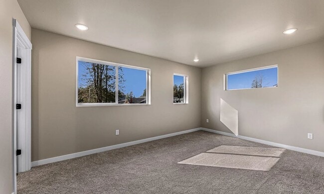 Building Photo - $800 Off 1st Month's Rent! Welcome to the ...