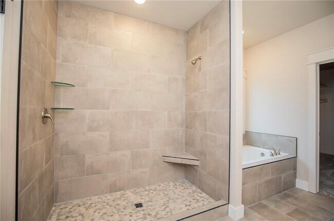 Building Photo - 1371 Padova Ave