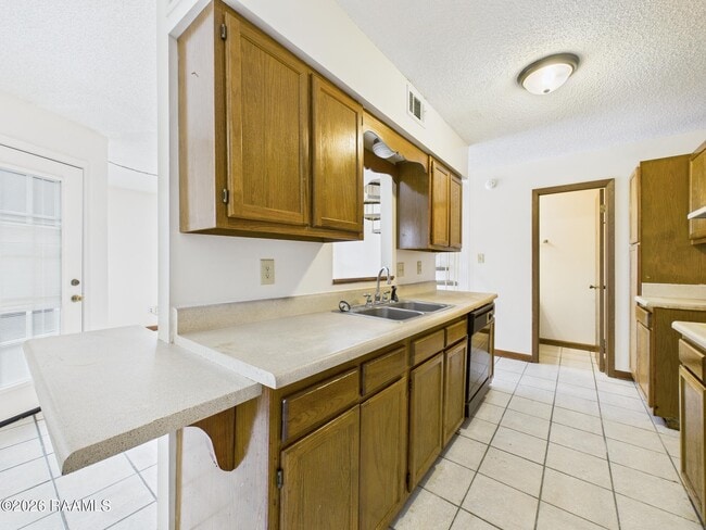 Building Photo - 113 Shekel Dr