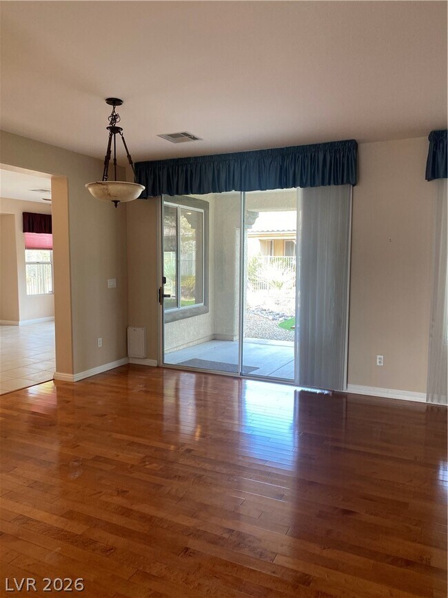 Building Photo - 10340 Riva De Destino Ave