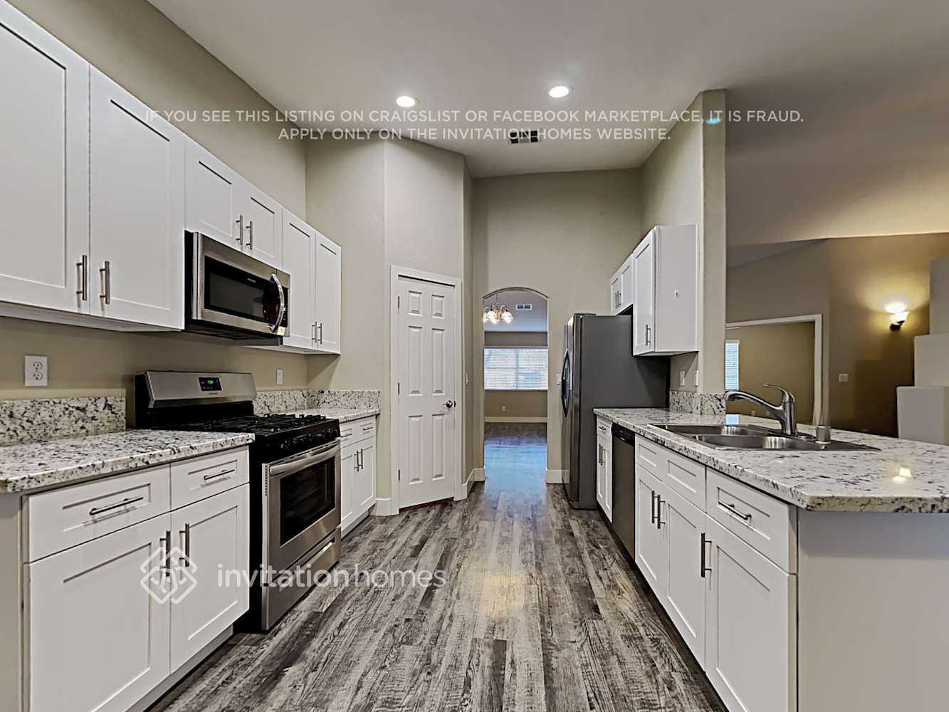 Building Photo - 531 Trocadero St