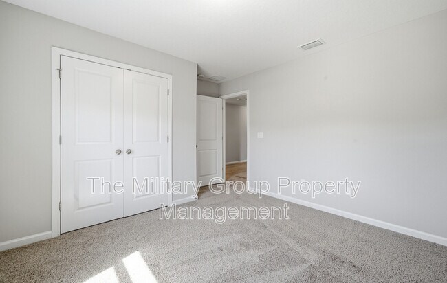 Building Photo - 253 Clarys Run