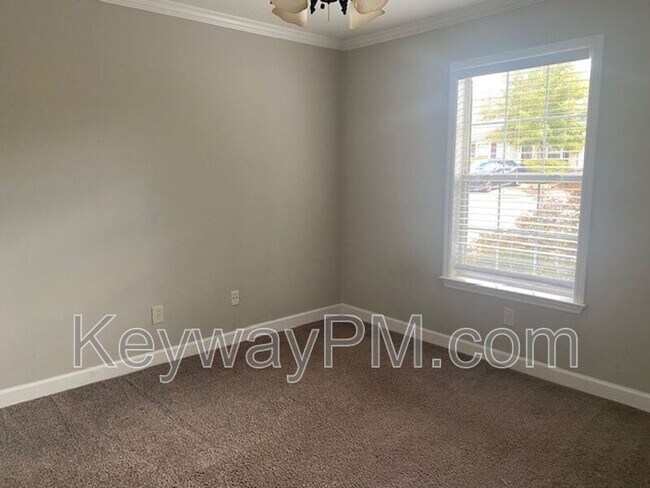 Building Photo - 3049 Abba Dr