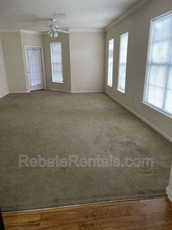 Building Photo - 8290 Gate Pkwy W