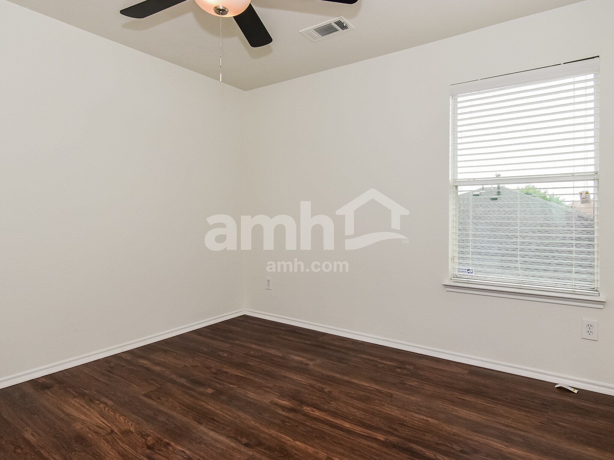 Building Photo - 2110 Aster Trail