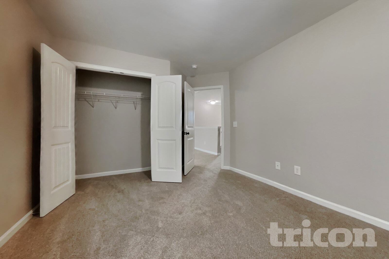 Building Photo - 31 Burr Oak Cir