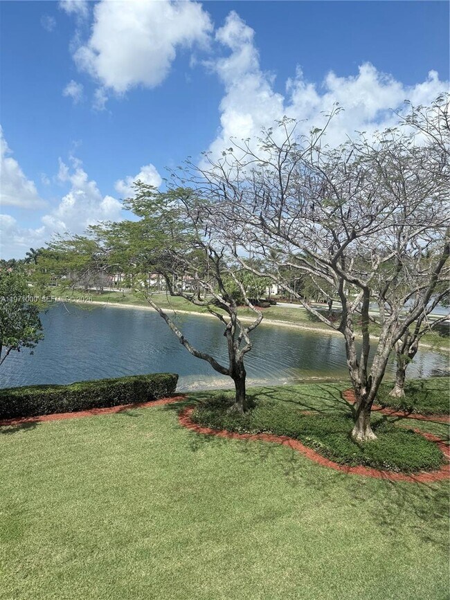 Building Photo - 10770 NW 66th St