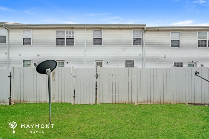Building Photo - 410 Wichita Dr