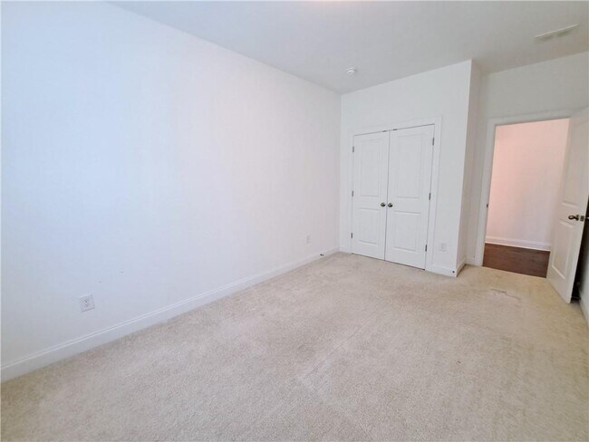 Building Photo - 1104 Hemingford Way
