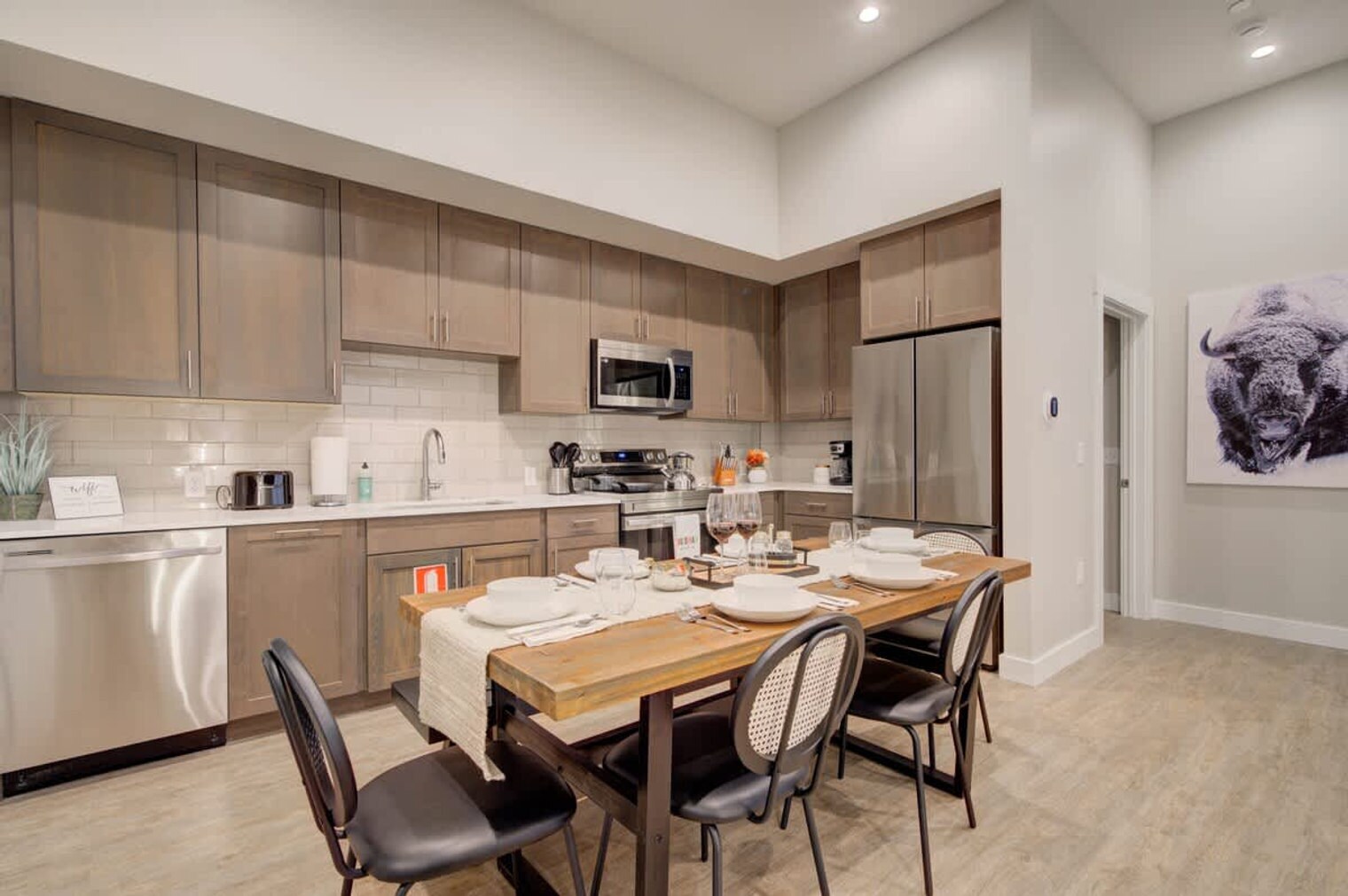 Building Photo - 110 W Beall St