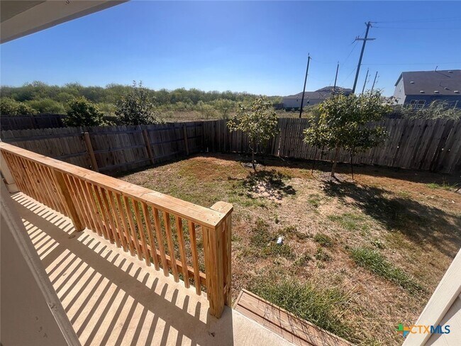 Building Photo - 12051 Pewee Ct