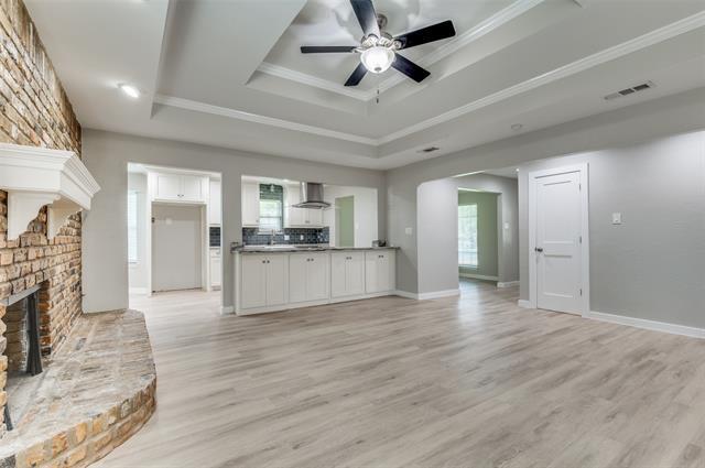 Building Photo - 2020 Normandy Dr