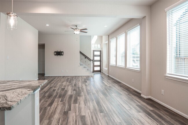 Building Photo - 16119 Northern Cardinal Ln