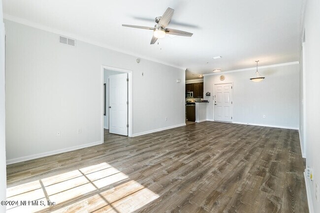Building Photo - 4917 Key Lime Dr