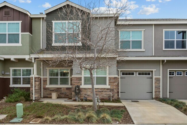 Building Photo - 3918 Wickman Loop