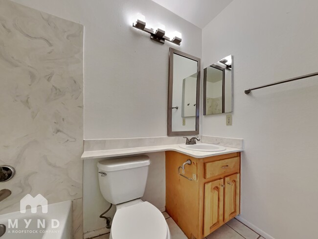 Building Photo - 213 N Jacs Pl